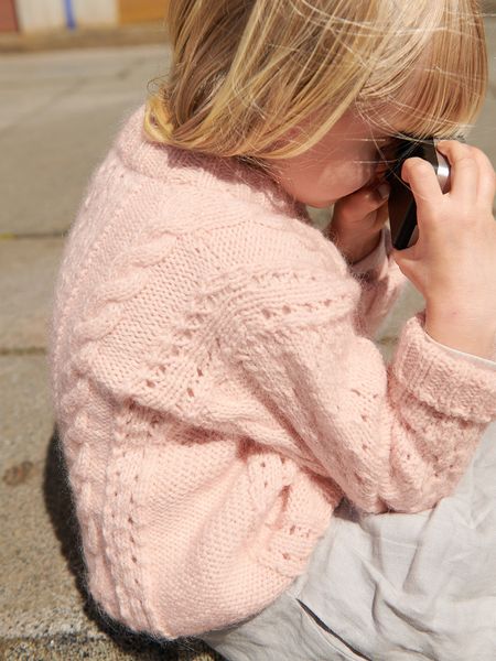 Bilde av 2408-1 - Cornelia Sweater Junior